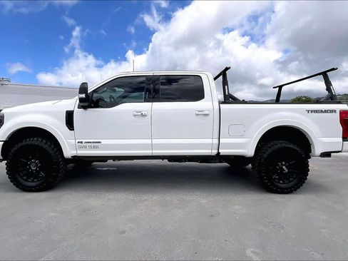Certified 2021 Ford F250 Lariat AWD/4WD image 3