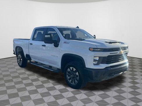 New 2026 Chevrolet Silverado 2500 Custom w/ Custom Convenience Package image 4