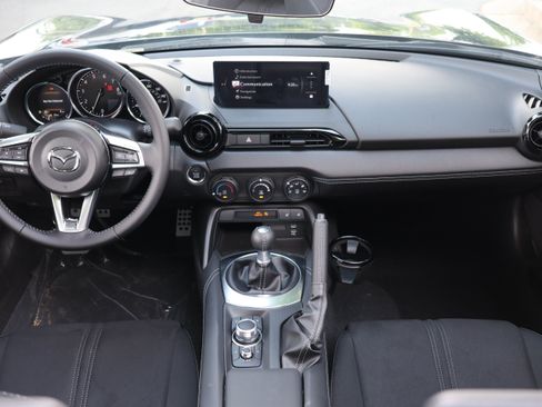 New 2026 MAZDA MX-5 Miata Club w/ Interior Package RWD image 7
