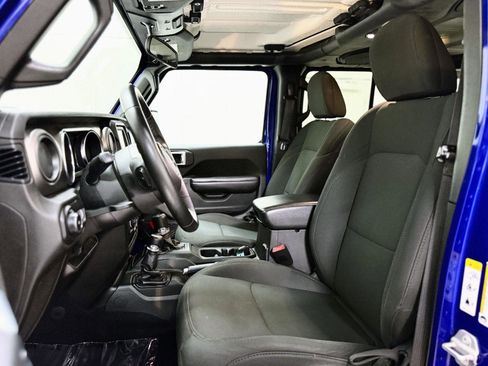 Used 2019 Jeep Wrangler Unlimited Sport S image 14