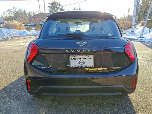 Used 2025 MINI Cooper S image 4