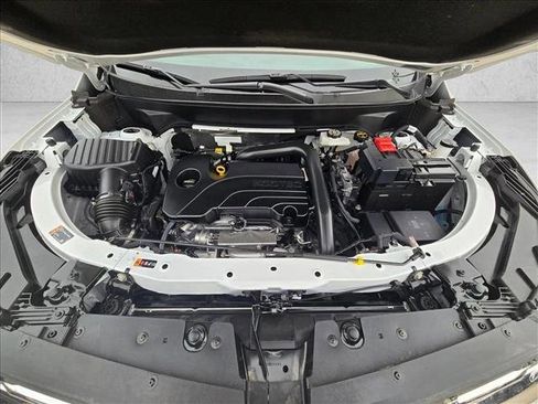 Used 2025 Chevrolet Equinox LT AWD/4WD image 23