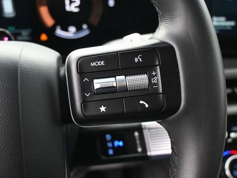 Used 2025 Hyundai Santa Fe SEL image 19