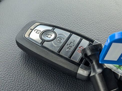 New 2025 Ford F150 Lariat w/ Equipment Group 501A Mid image 32