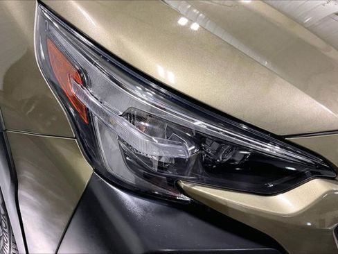 Used 2025 Subaru Outback Onyx Edition AWD/4WD image 28