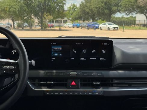 Used 2025 Kia K4 FWD image 17