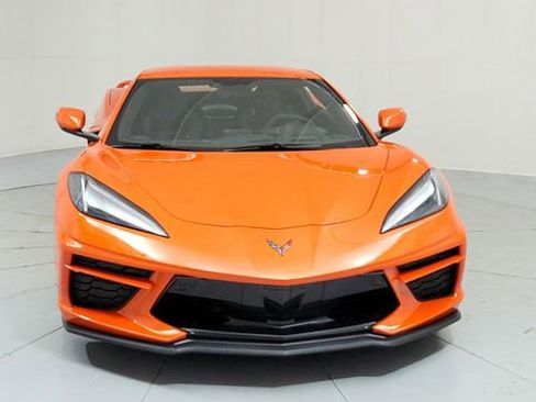 Used 2021 Chevrolet Corvette Stingray w/ Z51 Performance Package image 8