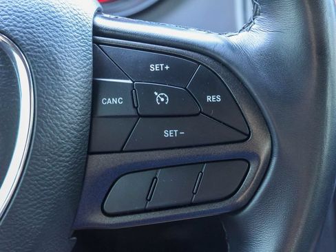 Used 2023 Dodge Charger SXT w/ Blacktop Package AWD/4WD image 21