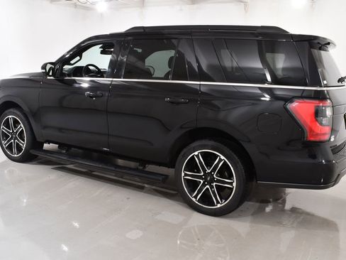 Used 2019 Ford Expedition Limited w/ Equipment Group 303A AWD/4WD image 15