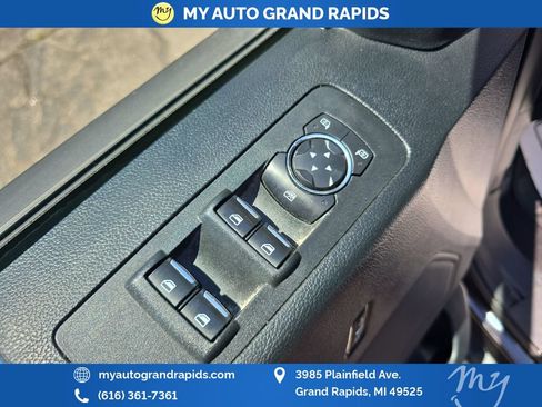 Used 2019 Ford F150 XLT w/ Equipment Group 302A Luxury AWD/4WD image 18