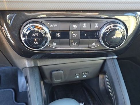 Used 2025 Chevrolet TrailBlazer ACTIV w/ Convenience Package image 21