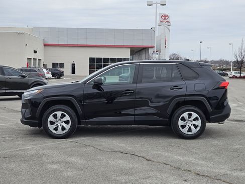 Used 2024 Toyota RAV4 LE image 3