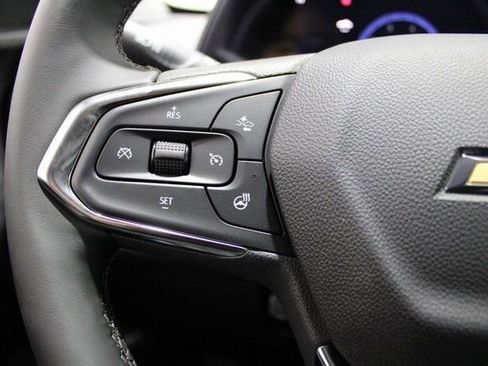 New 2026 Chevrolet Trax LT w/ Driver Confidence Package FWD image 5