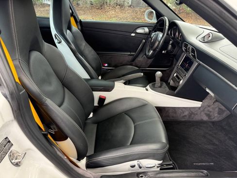 Used 2007 Porsche 911 Turbo AWD/4WD image 23