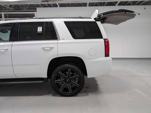 Used 2019 Chevrolet Tahoe LT image 11
