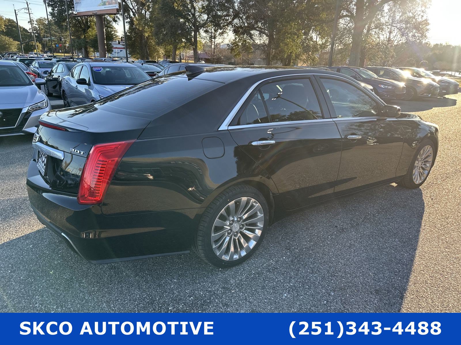 Used 2018 Cadillac CTS Sedan RWD image 5
