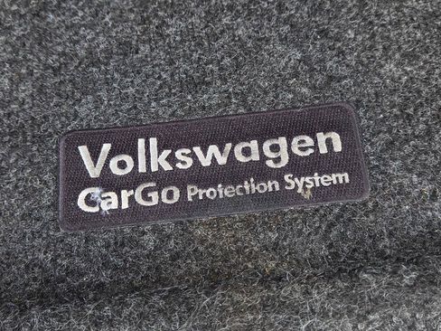 Used 2023 Volkswagen Tiguan SE R-Line FWD image 64