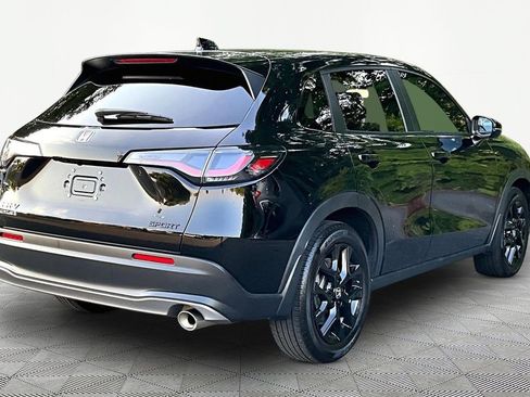 Used 2025 Honda HR-V Sport image 6