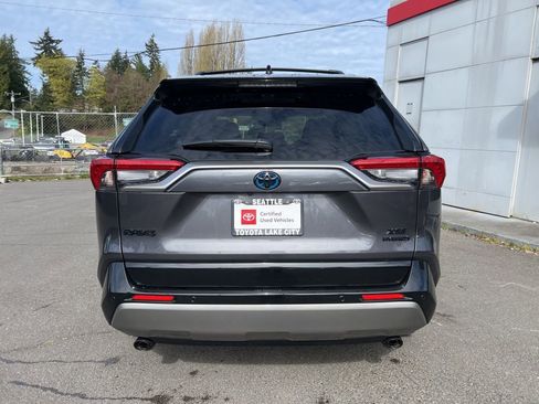 Used 2024 Toyota RAV4 XSE w/ Advanced Technology Package image 5