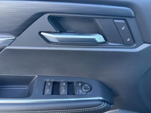 New 2026 GMC Acadia Elevation image 10