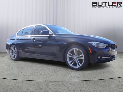 Used 2018 BMW 330i Sedan image 10