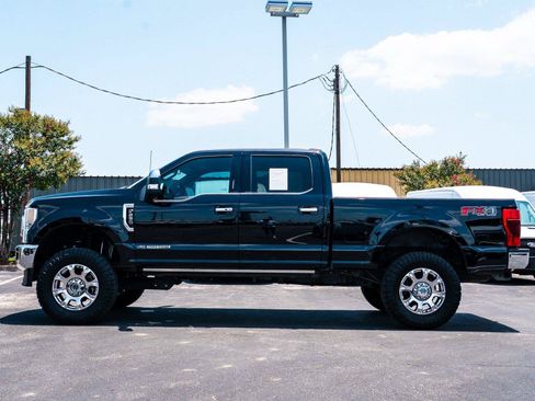 Used 2022 Ford F250 King Ranch w/ King Ranch Ultimate Package AWD/4WD image 6