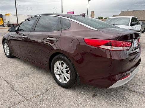 Used 2018 Kia Optima LX FWD image 16