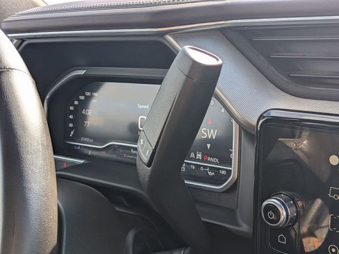 Certified 2024 GMC Sierra 2500 Denali w/ Denali Reserve Package image 12