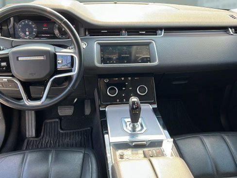 Used 2023 Land Rover Range Rover Evoque S image 24