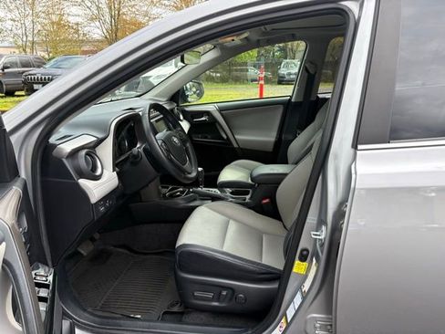 Used 2018 Toyota RAV4 Limited w/ Advanced Technology Package AWD/4WD image 12