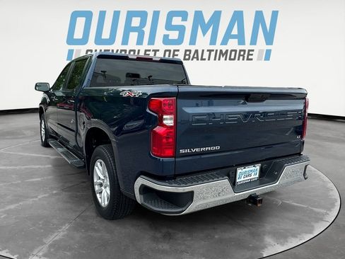 Used 2022 Chevrolet Silverado 1500 LT AWD/4WD image 4
