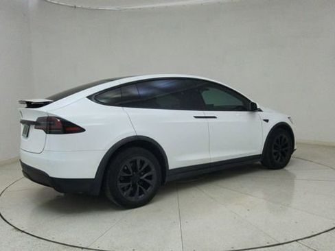 Used 2023 Tesla Model X image 73