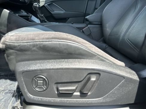 Used 2019 Audi Q3 2.0T Prestige AWD/4WD image 15