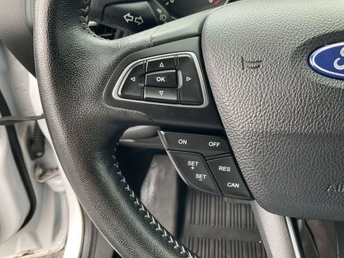 Used 2019 Ford Escape SE FWD image 22