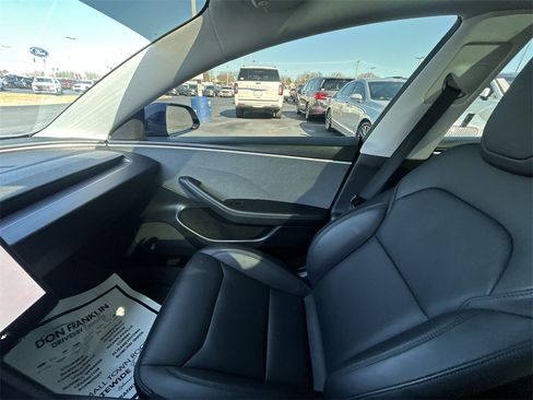 Used 2025 Tesla Model 3 Long Range image 13