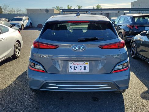 Used 2023 Hyundai Kona SE w/ Cargo Package image 5