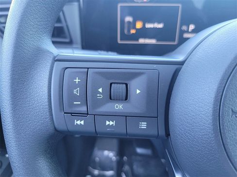 New 2026 Nissan Kicks SV image 7