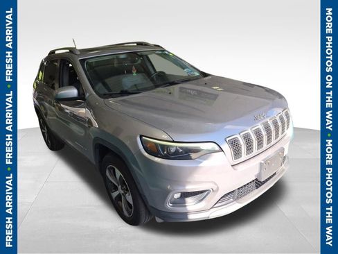 Used 2019 Jeep Cherokee Limited AWD/4WD image 1