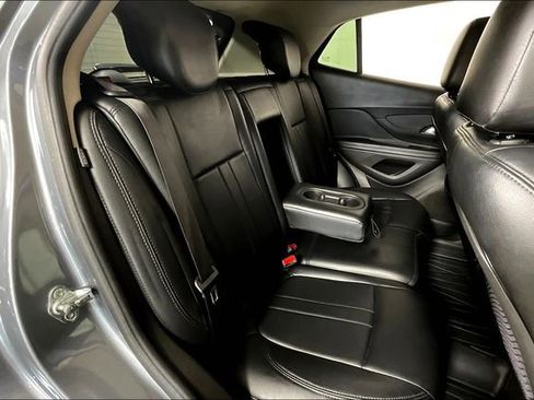 Used 2023 Buick Encore GX Essence w/ Experience Buick Package image 26