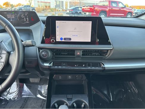 Used 2024 Toyota Prius LE image 29