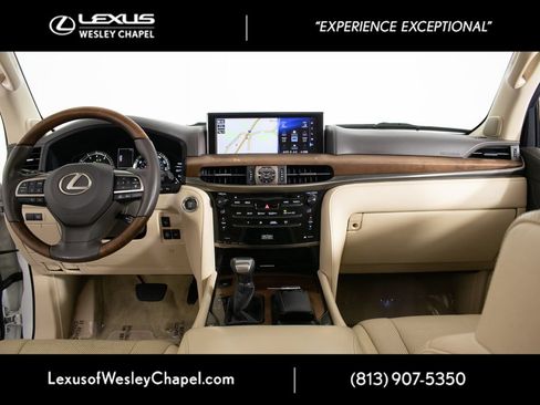 Used 2016 Lexus LX 570 4WD w/ Luxury Package image 30