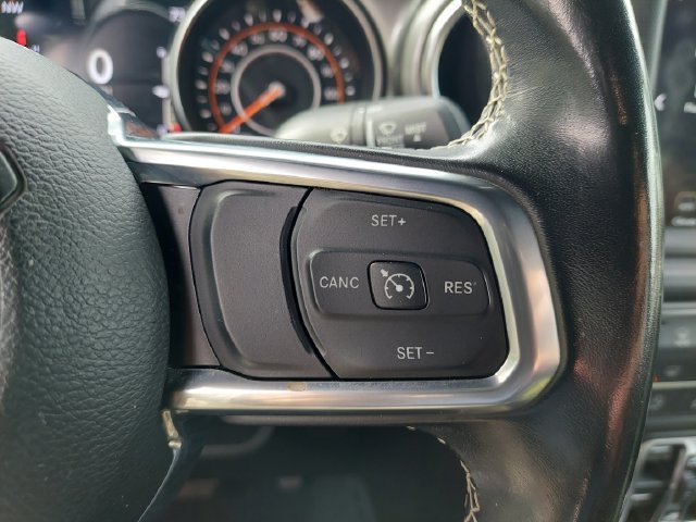 Used 2020 Jeep Wrangler Unlimited Sahara AWD/4WD image 28