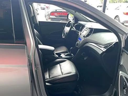 Used 2015 Hyundai Santa Fe Sport w/ Option Group 03 FWD image 5