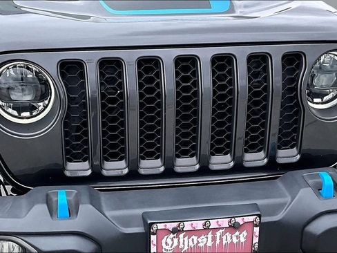 Used 2023 Jeep Wrangler Unlimited Rubicon 4xe AWD/4WD image 29