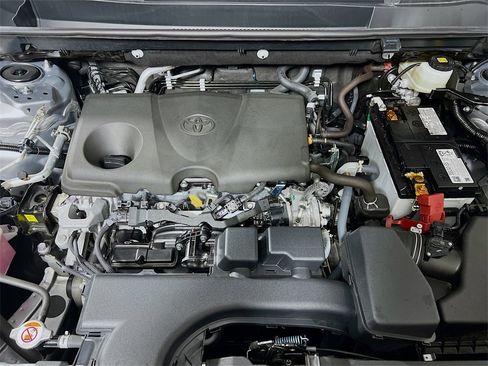 Certified 2025 Toyota RAV4 LE image 26
