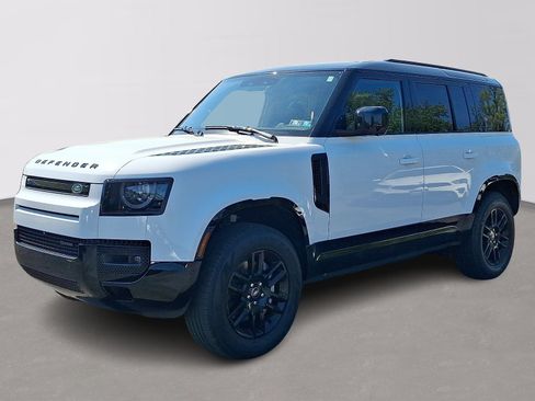 Used 2023 Land Rover Defender 110 X-Dynamic SE AWD/4WD image 3