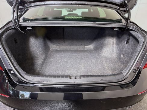 Used 2022 Honda Accord Hybrid image 35