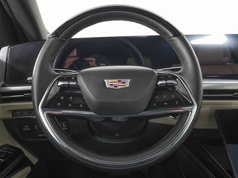 Used 2026 Cadillac Escalade Sport image 19