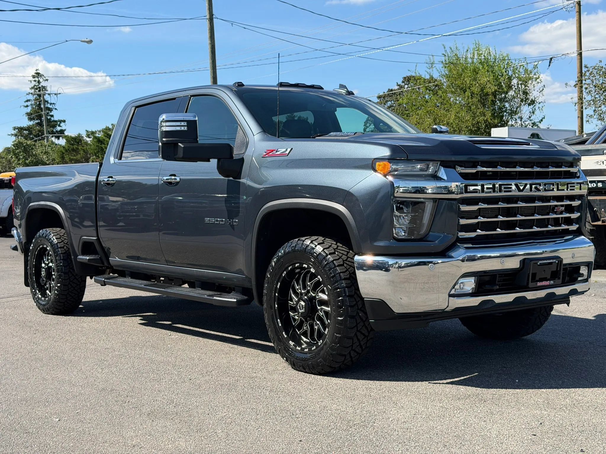 Used 2020 Chevrolet Silverado 2500 LTZ w/ LTZ Plus Package AWD/4WD image 3