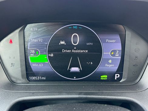 Used 2023 Chevrolet Bolt EUV LT image 7